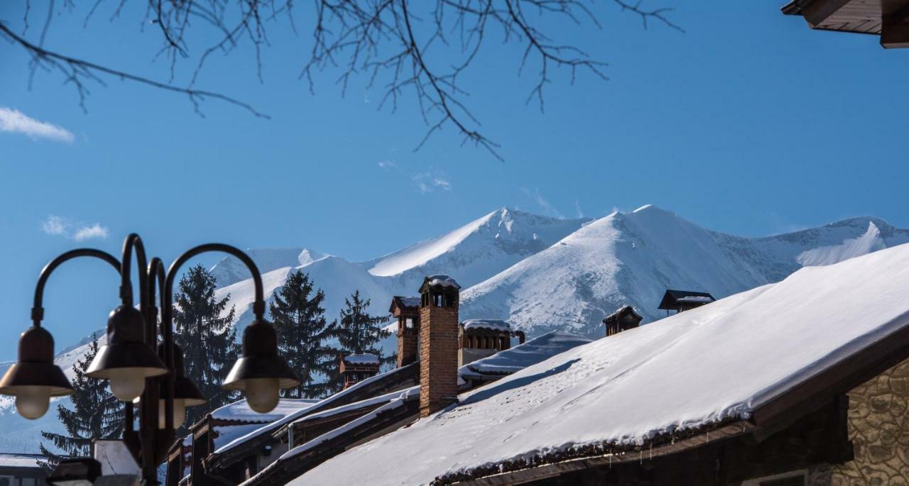 Next To Gondola Stylish And Charming Apartment Bansko Bagian luar foto